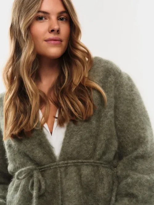 Fredrikke Chunky Cardigan Green