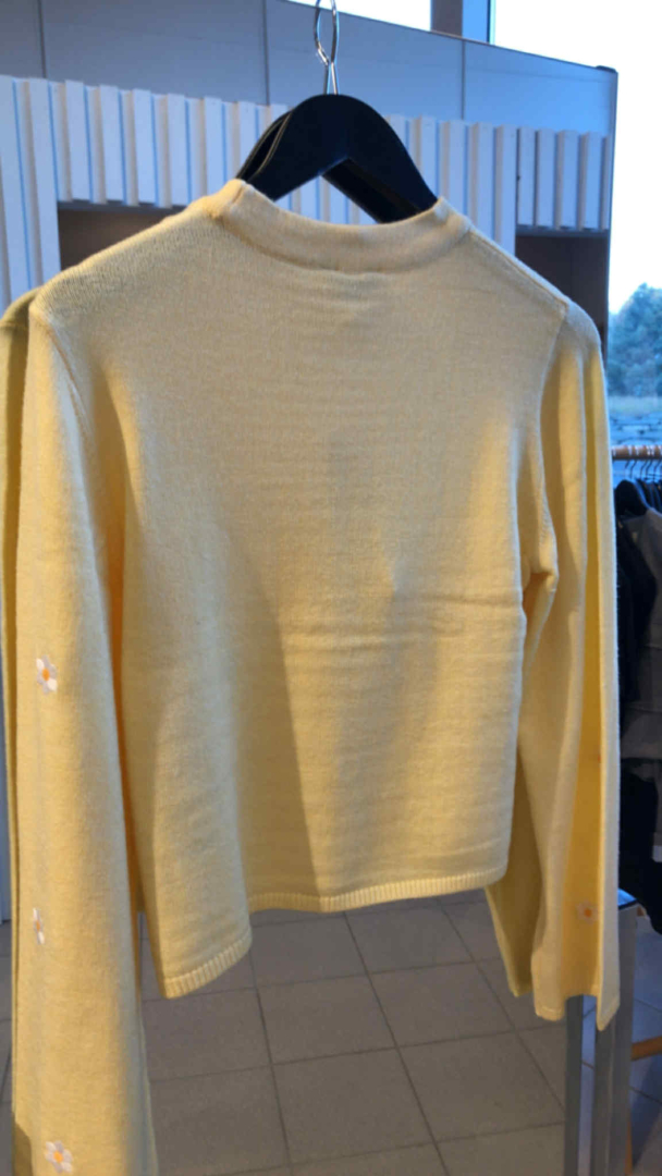 OBJThess wide sleeve pullover, gul - Image 2