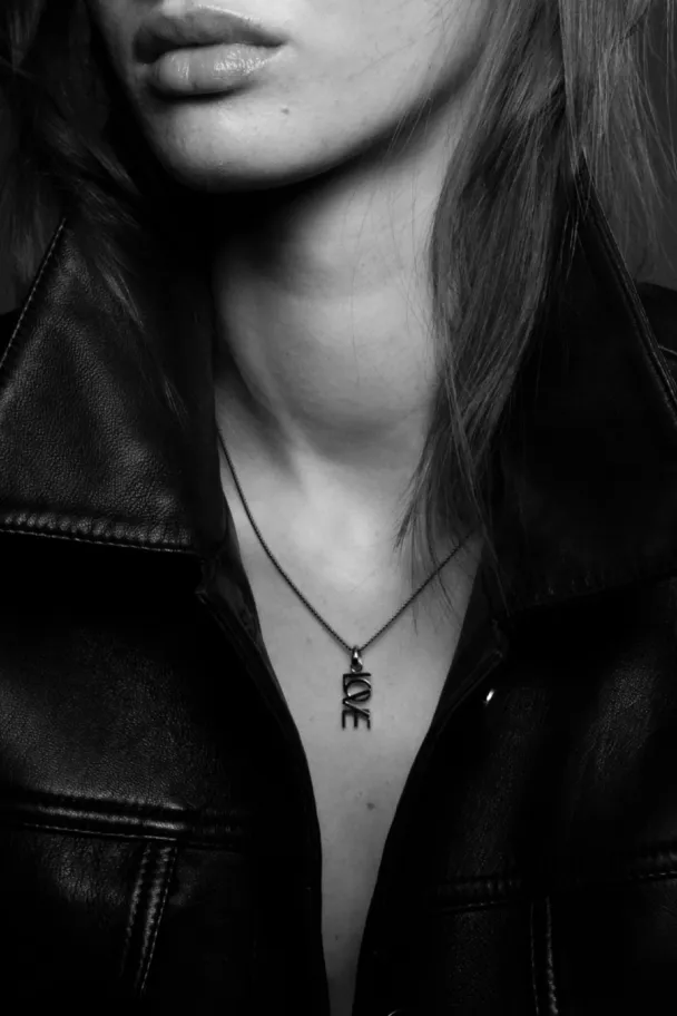 THE LOVE PENDANT  - Image 3