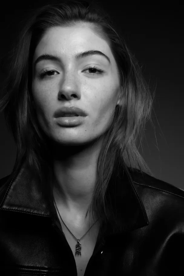 THE LOVE PENDANT  - Image 4