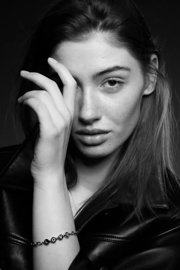 THE LOVE BRACELET  - Image 2