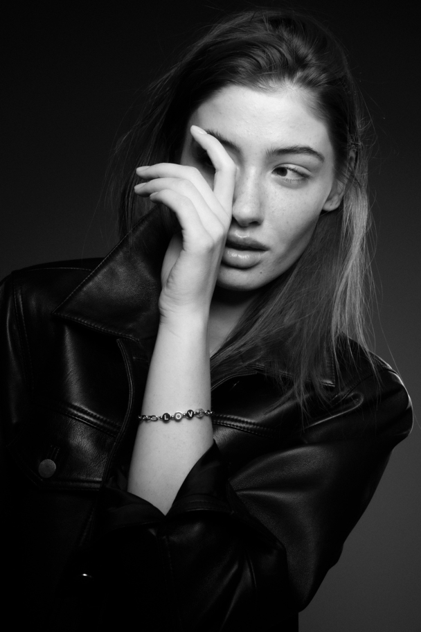 THE LOVE BRACELET  - Image 3