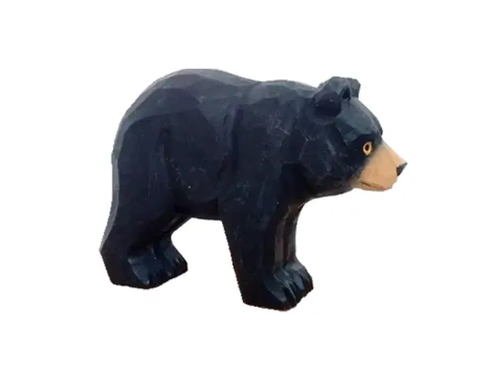 Svartbj&oslash;rn - dyrefigur i tre