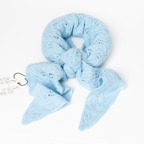 Rosenvinge strikket lite triangelskjerf