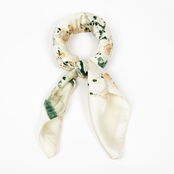 Rosenvinge blomstret silkeskjerf