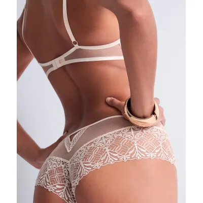 Iconic calypso shorty, Dune