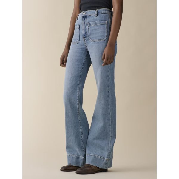 St Monica Light Classic Vintage