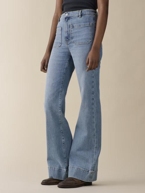 St Monica Light Classic Vintage