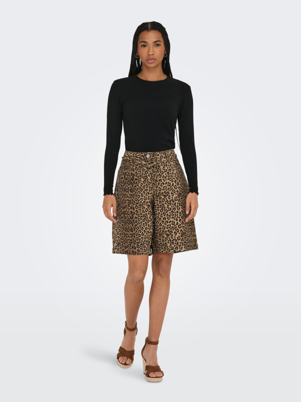 ONLNAOMI STRING AOP BERMUDA SHORTS OTW - Image 2