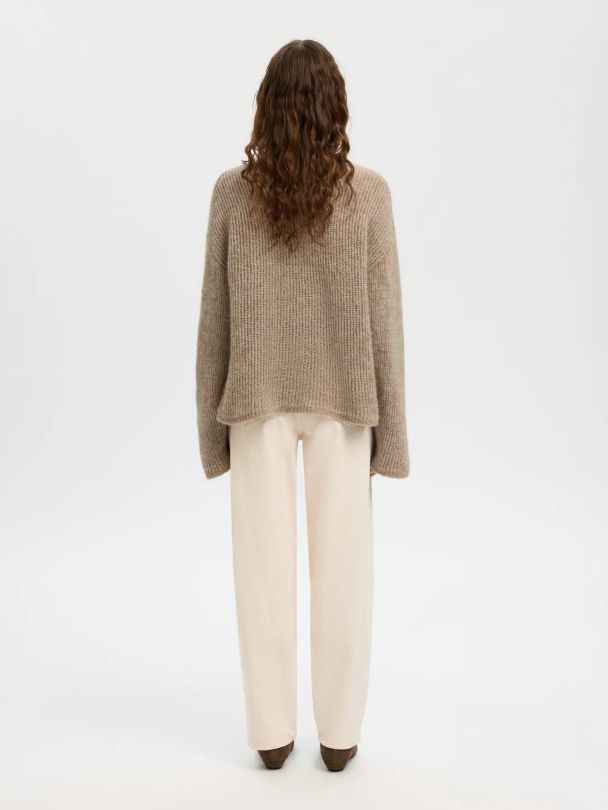 Lulu Loose Pullover - Image 4