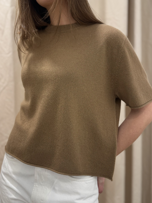 Cila T-Shirt Toffee - Image 1