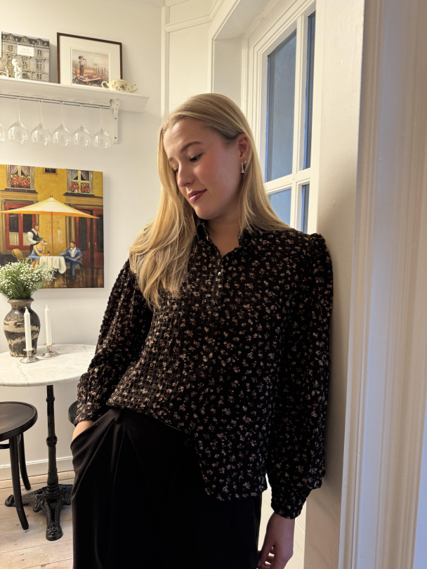 Noelle Print Shirt - Image 1