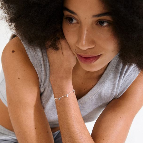 Pilgrim Alaia sølvbelagt armbånd med hjerteanheng - Image 3