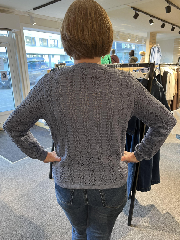 Genser m/hullstrikk 4245 Blå - Image 2