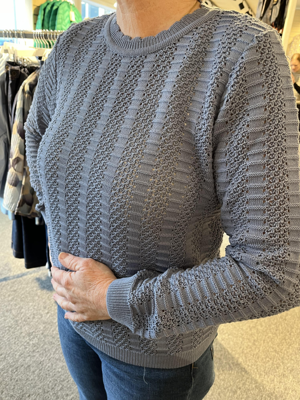 Genser m/hullstrikk 4245 Blå - Image 3