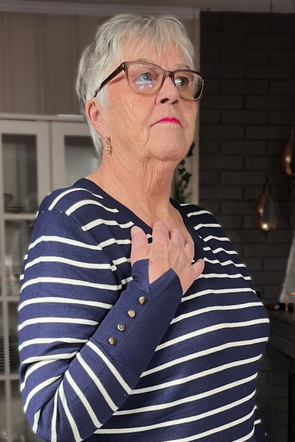 Marc Lauge Basic genser med v-hals - Image 5