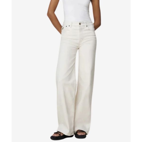 Palazzo - Megalia Shot