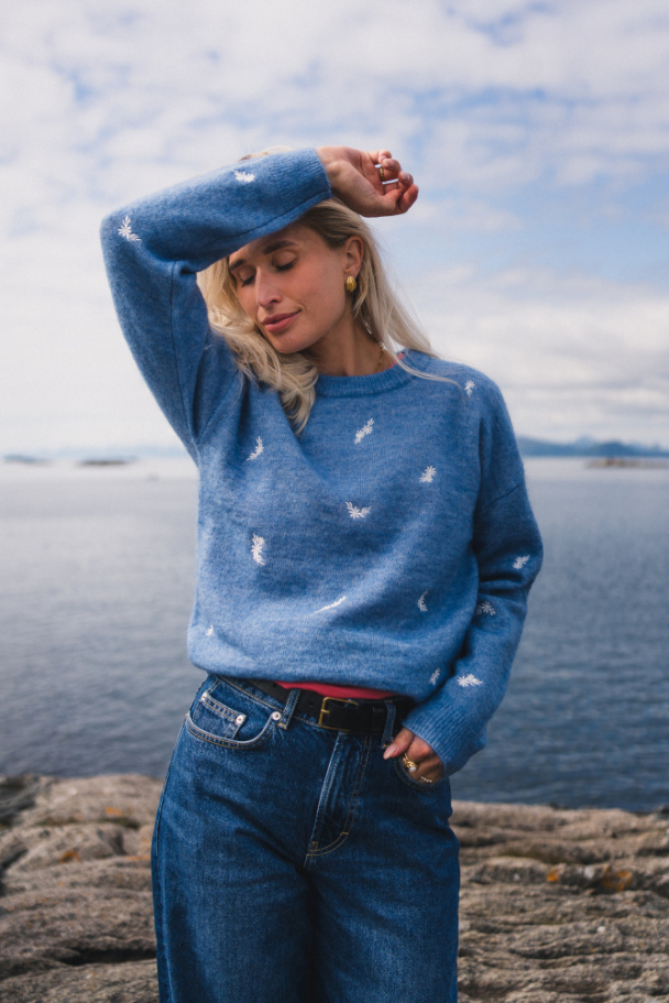 Amalie Pullover EMB - Harbor/Flower - Image 3