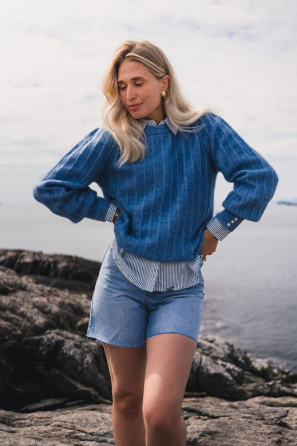 Amalie Puff Pullover - Quiet Harbor - Image 1