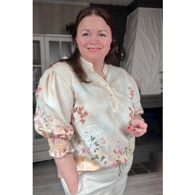 Moondust Bella flower spring bluse