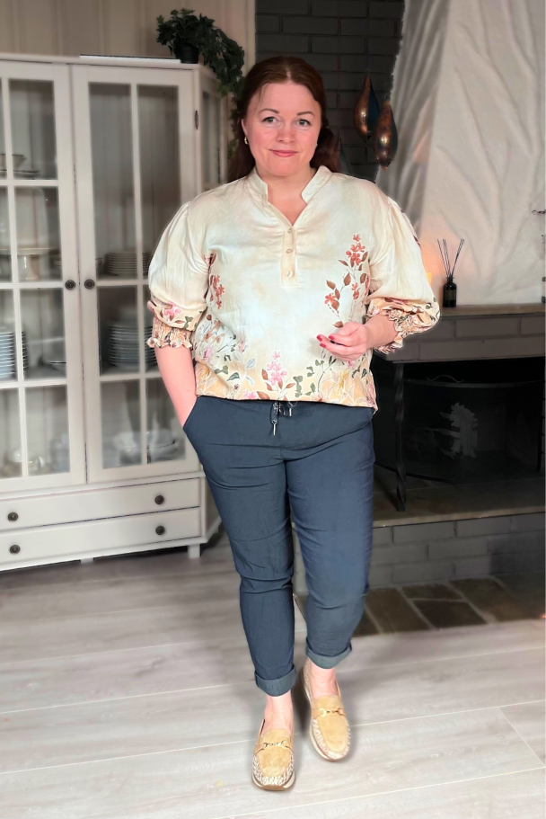 Moondust Bella flower spring bluse - Image 7