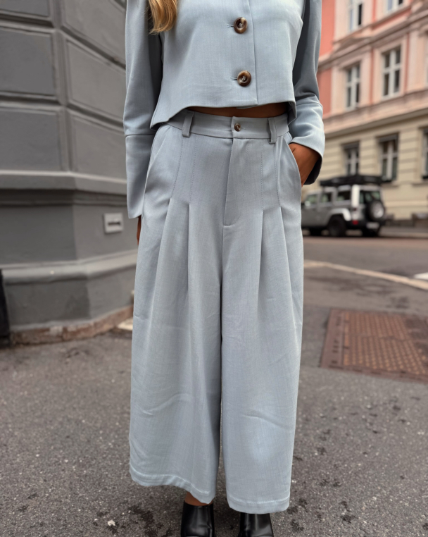 Classique Culottes - Light Blue - Image 1