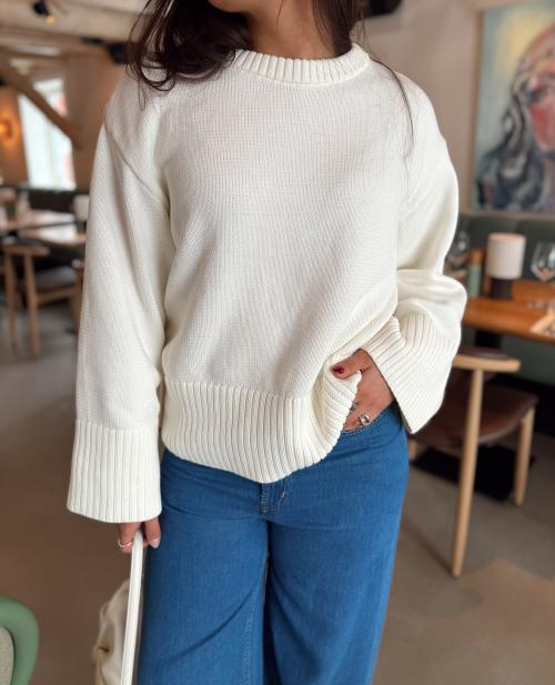 Adoni Knitted Sweater - White