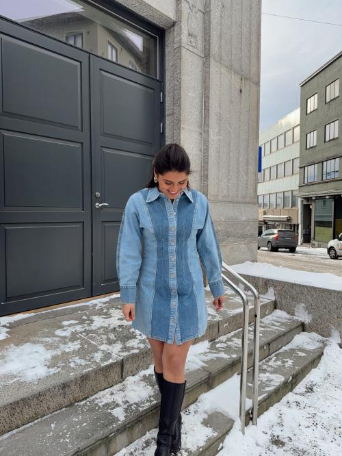 Faro Denim Dress - Light Blue Denim