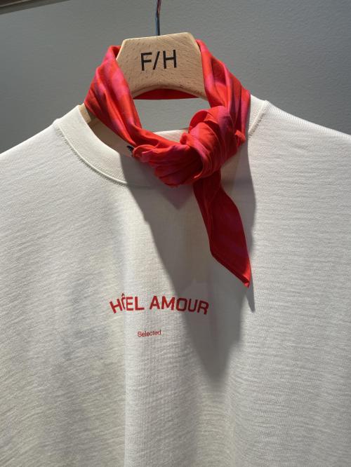 Nicolina Amour Bandana