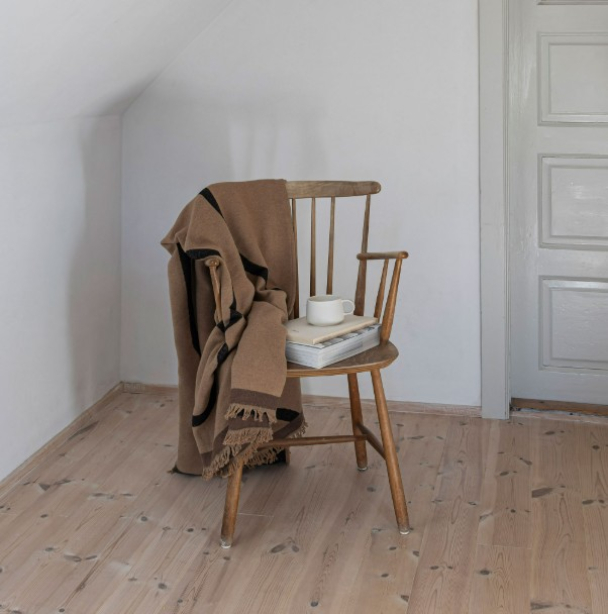 SHADOW-teppet Latte - Image 2