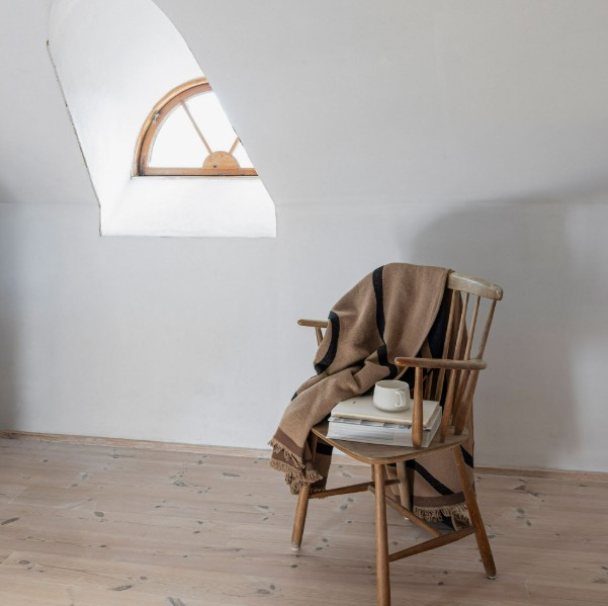 SHADOW-teppet Latte - Image 3