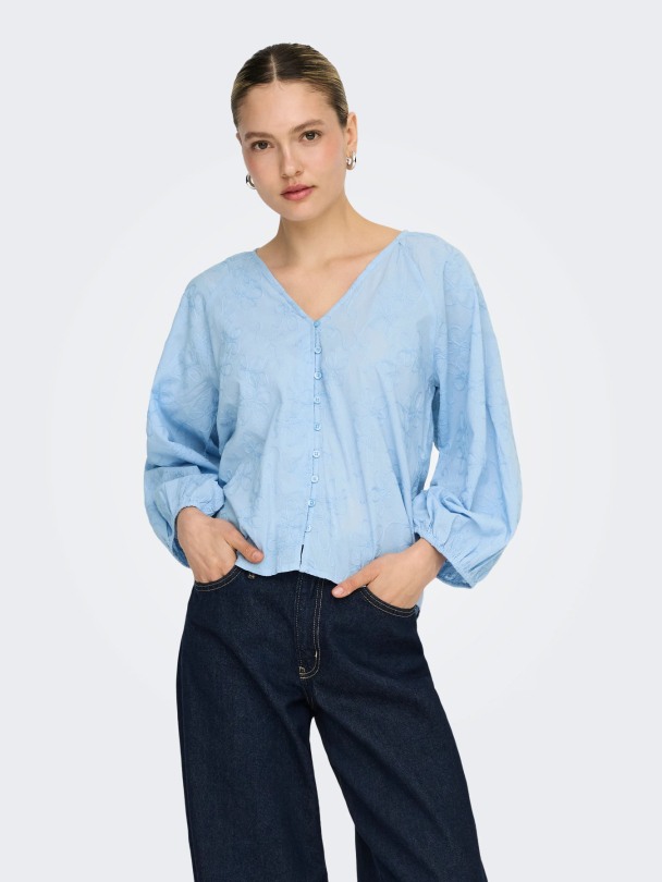 ONLZION 3/4 V-NECK EMB TOP WVN - Image 2