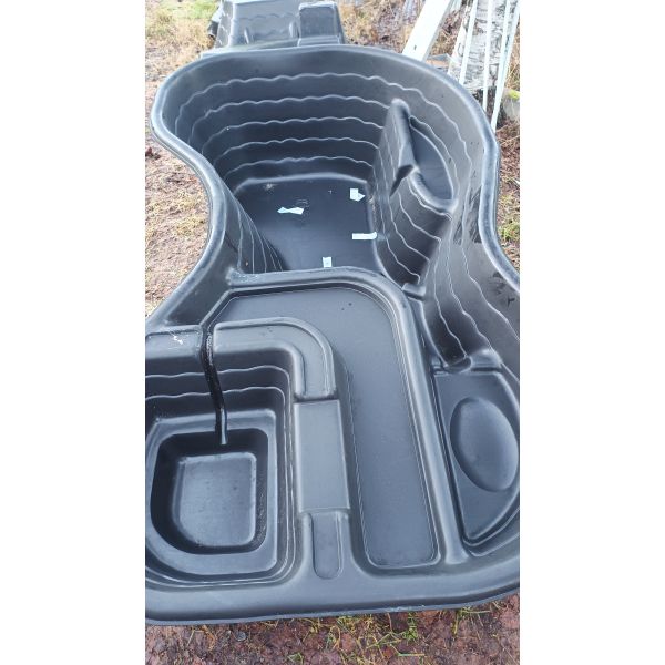 Ferdig st&oslash;pt hagedam 800L