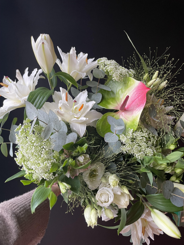 Lys kjærlighetsbukett - Image 1