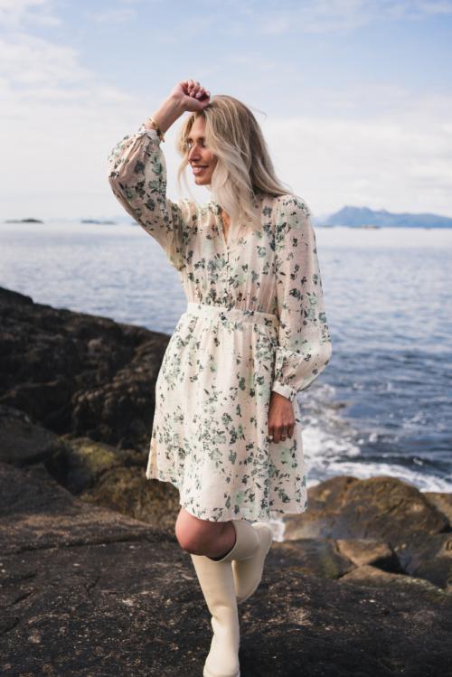 Anna dress AOP - Green Tint Flower 