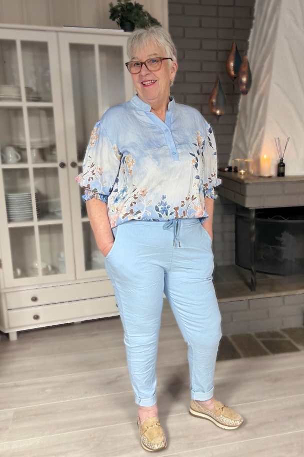 Moondust Bella flower spring bluse - Image 5