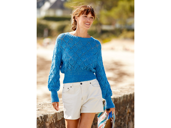 199-16 Genser med hullm&oslash;nster