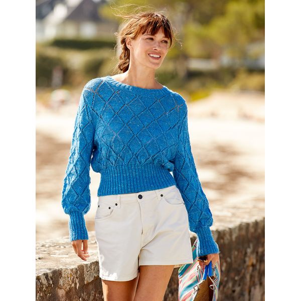 199-16 Genser med hullm&oslash;nster