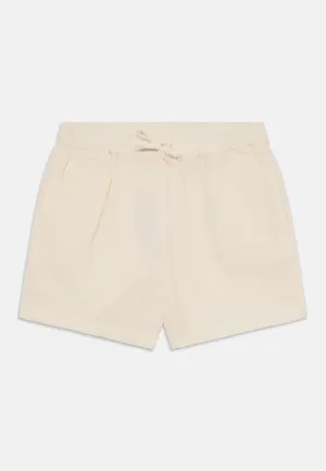 Thyra Shorts