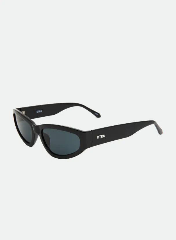 Raci - Black/Smoke  - Image 2