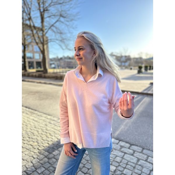 Satin Cashmere Sweater   |  Satin Cashmere Sweater fra Esthéme