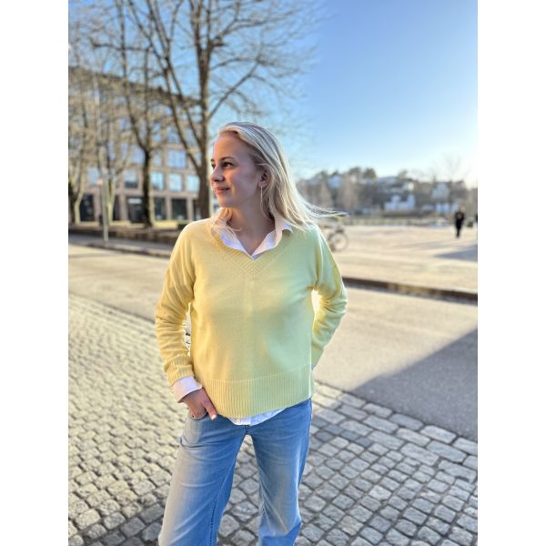 Pomelo Cashmere Sweater   |  Pomelo Cashmere Sweater fra Esthéme