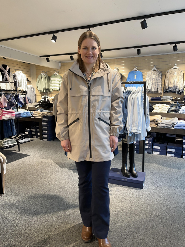 FRpafasa Jakke Sand - Image 1