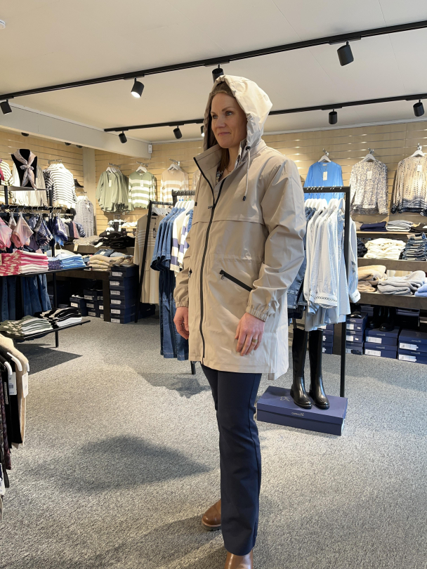 FRpafasa Jakke Sand - Image 4