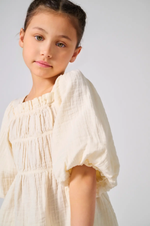 Thyra Square Top