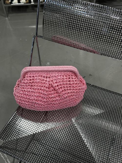 Olivia Bloom Bag Rose