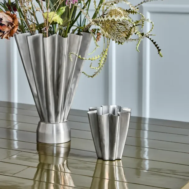 HD, 8C, Vase, HDFlood, brushed Silver finish  - Image 3