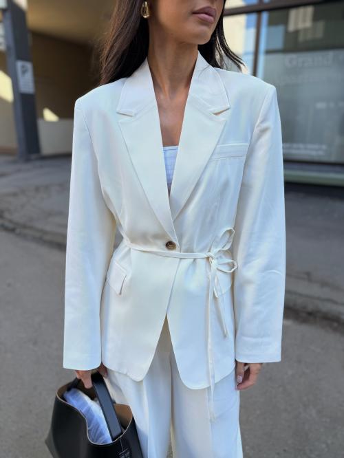 Ellie Blazer - Egret 