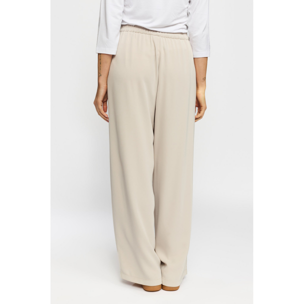 Ofelia Bukse New Kitt - Image 3