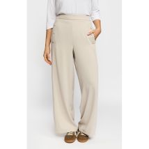 OFELIA NEW KITT4049 square.jpg